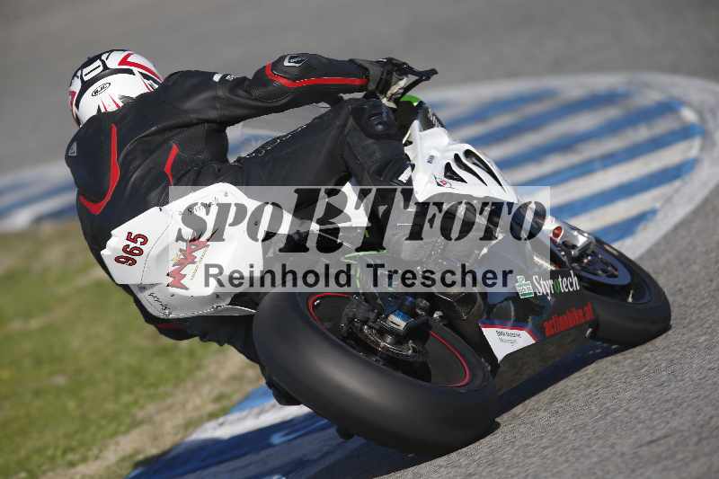 /Archiv-2024/02 29.01.-02.02.2024 Moto Center Thun Jerez/Gruppe gruen-green/965